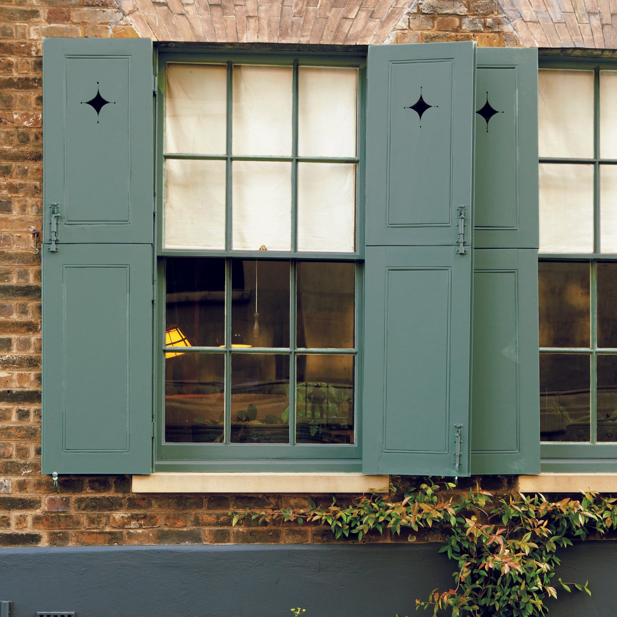 Exterior Eggshell "Green Smoke" No. 47