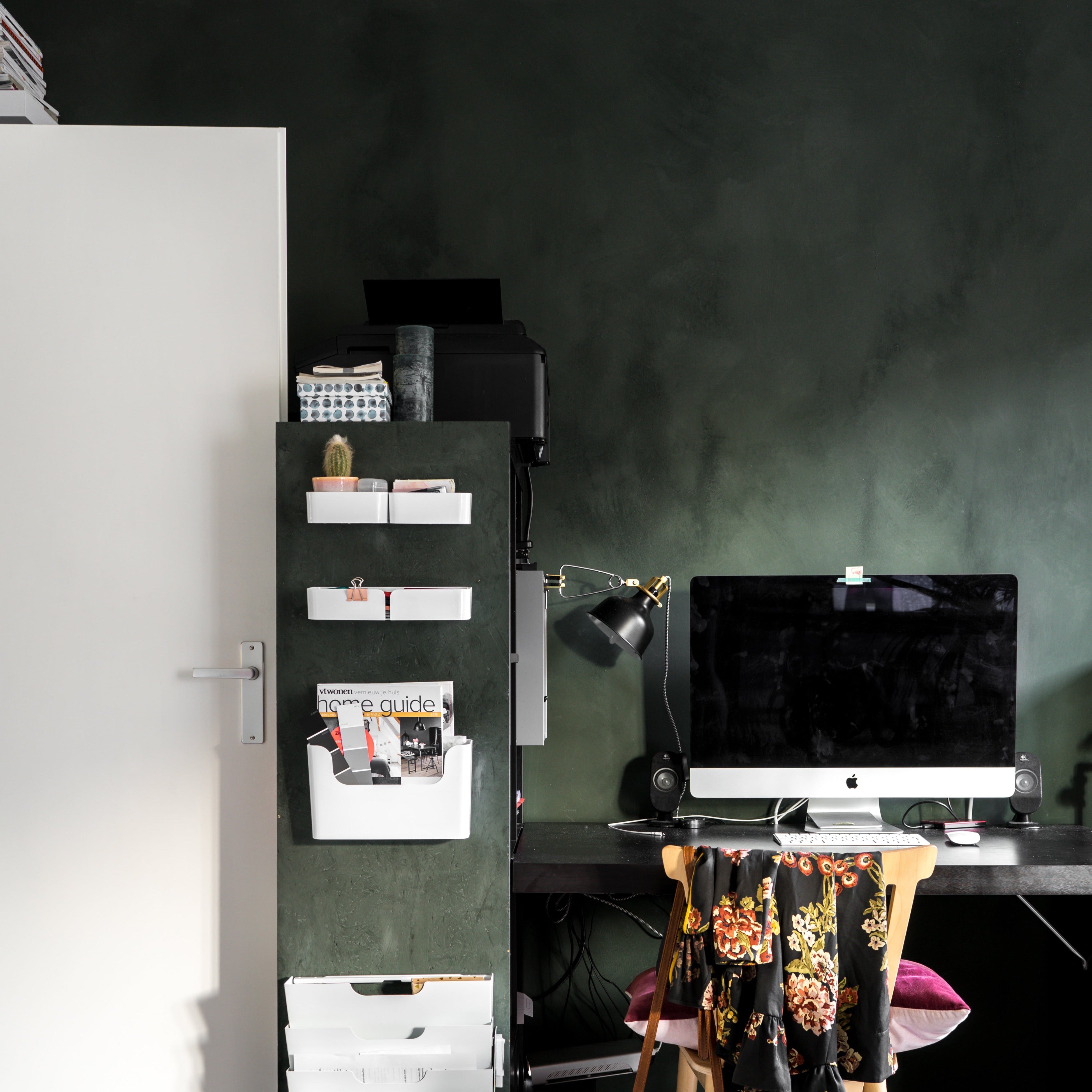 Fresco Kalkfarbe "Black Hills"