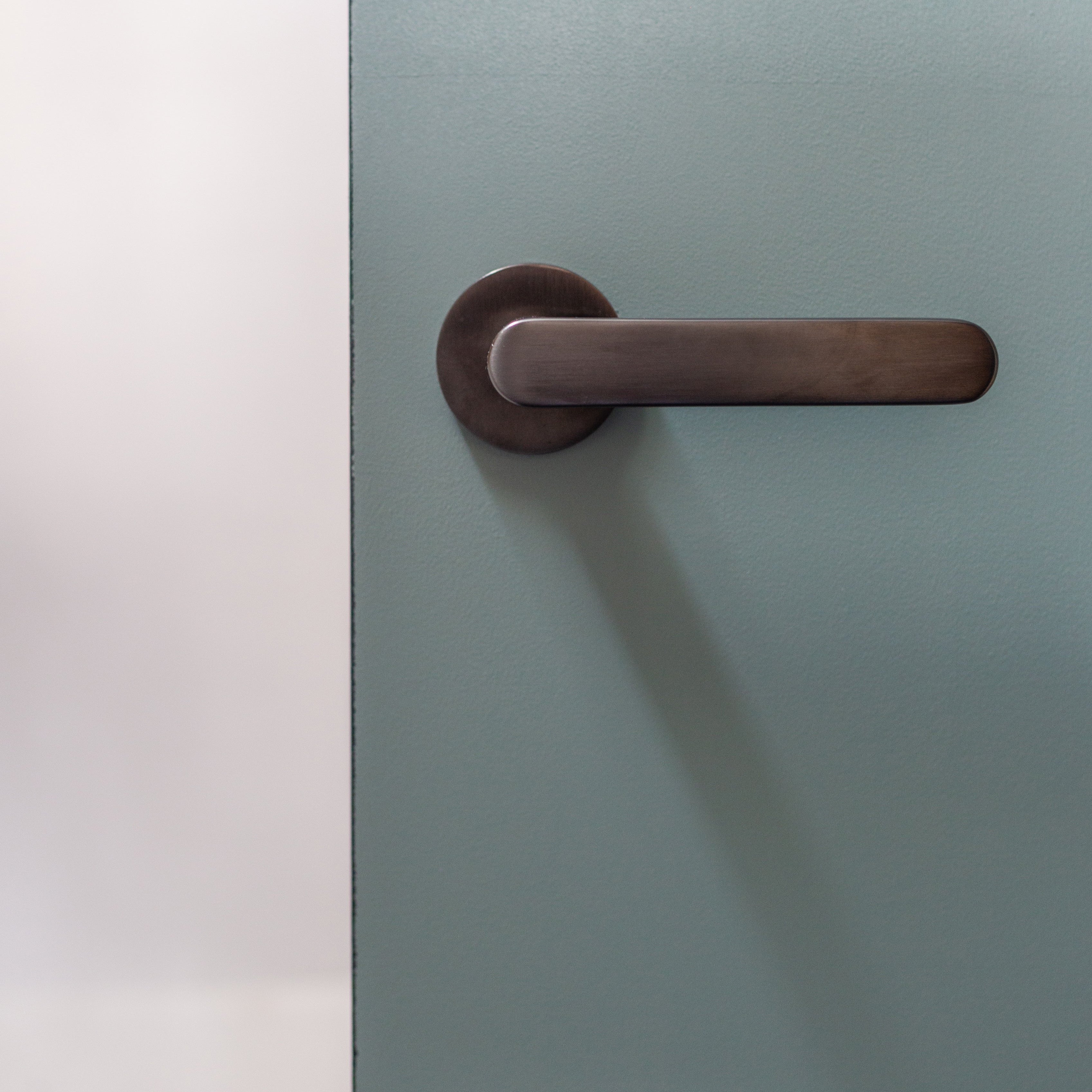 Traditional Paint Eggshell "Blue Reef"