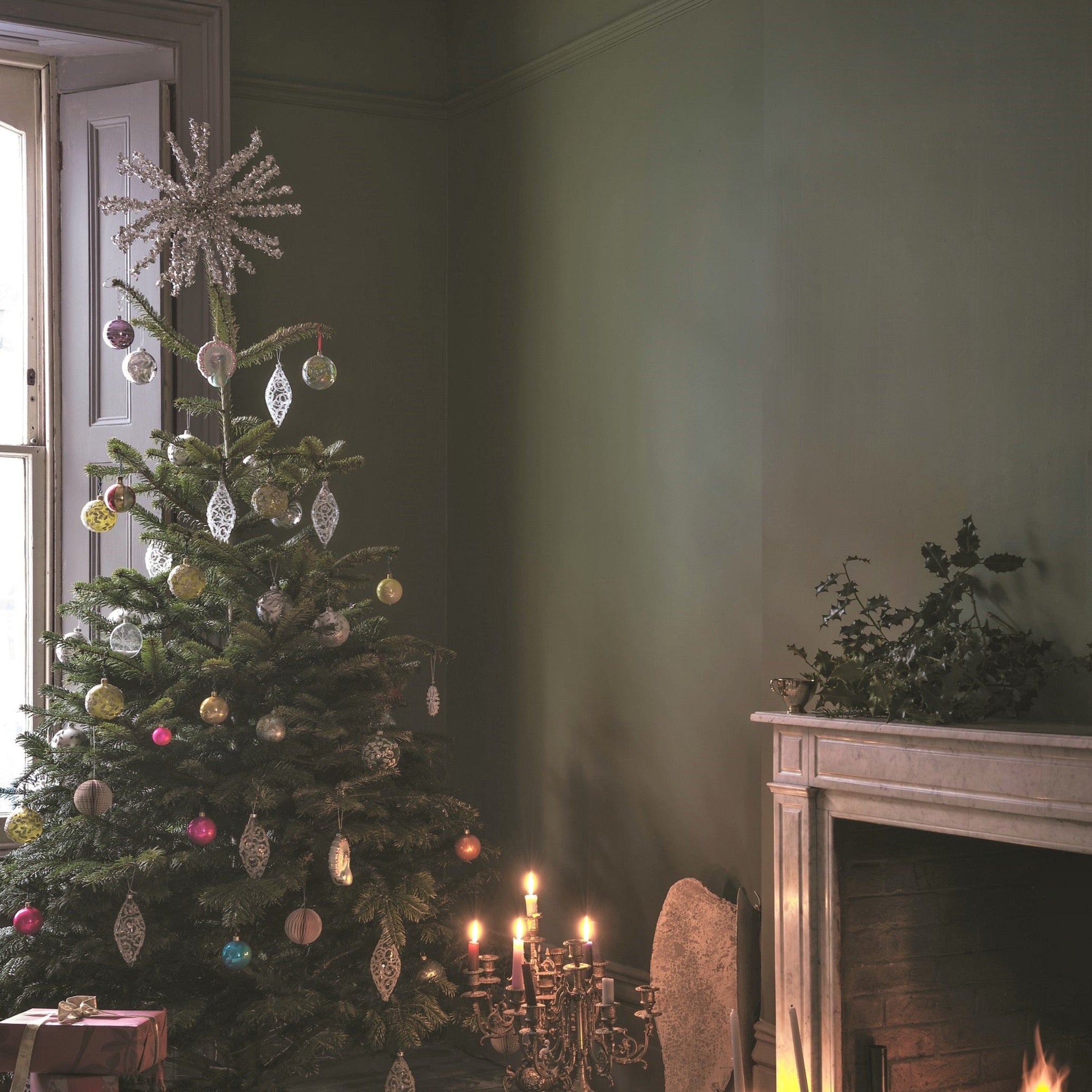 Estate Emulsion "Calke Green" No. 34