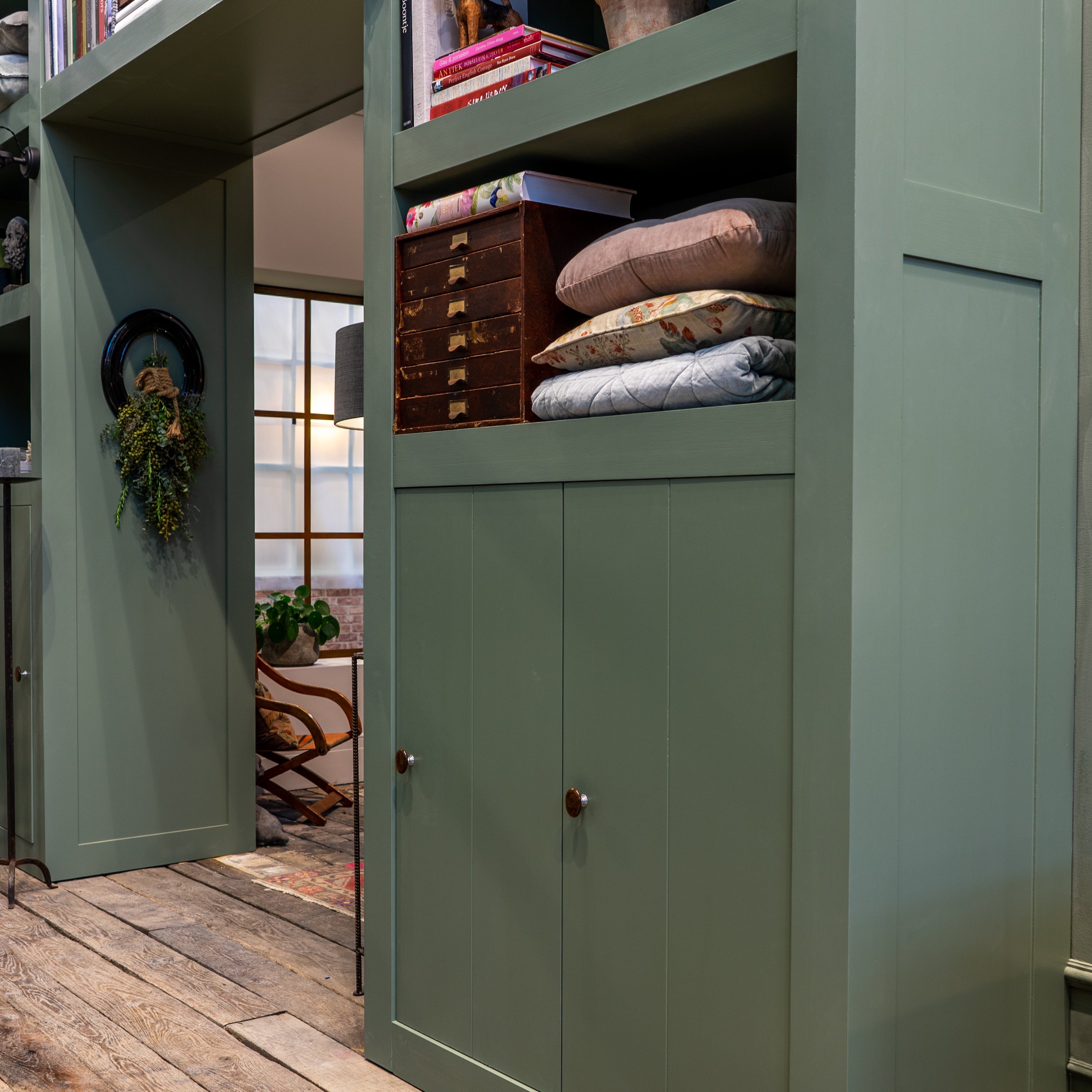 Traditional Paint Eggshell "Moonstone"